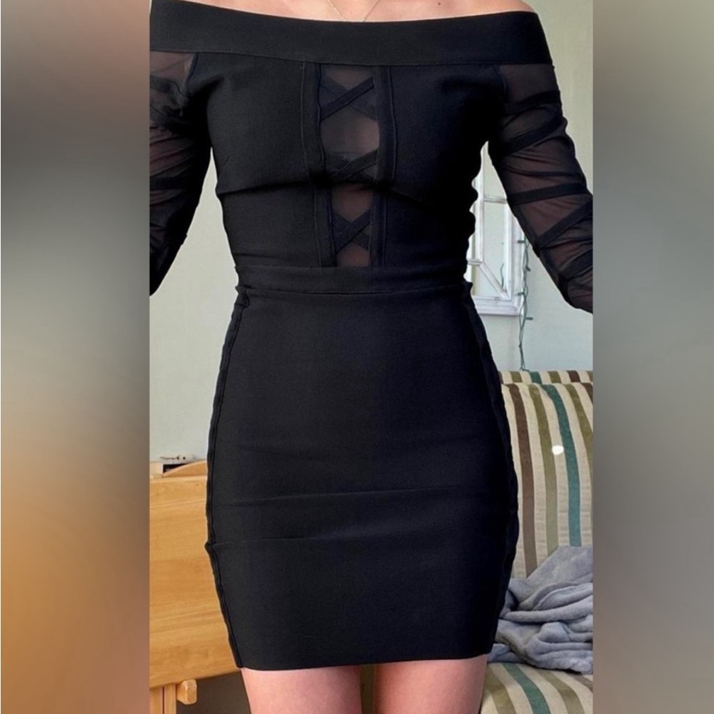 NWOT -BEBE Bodycon Dresss M